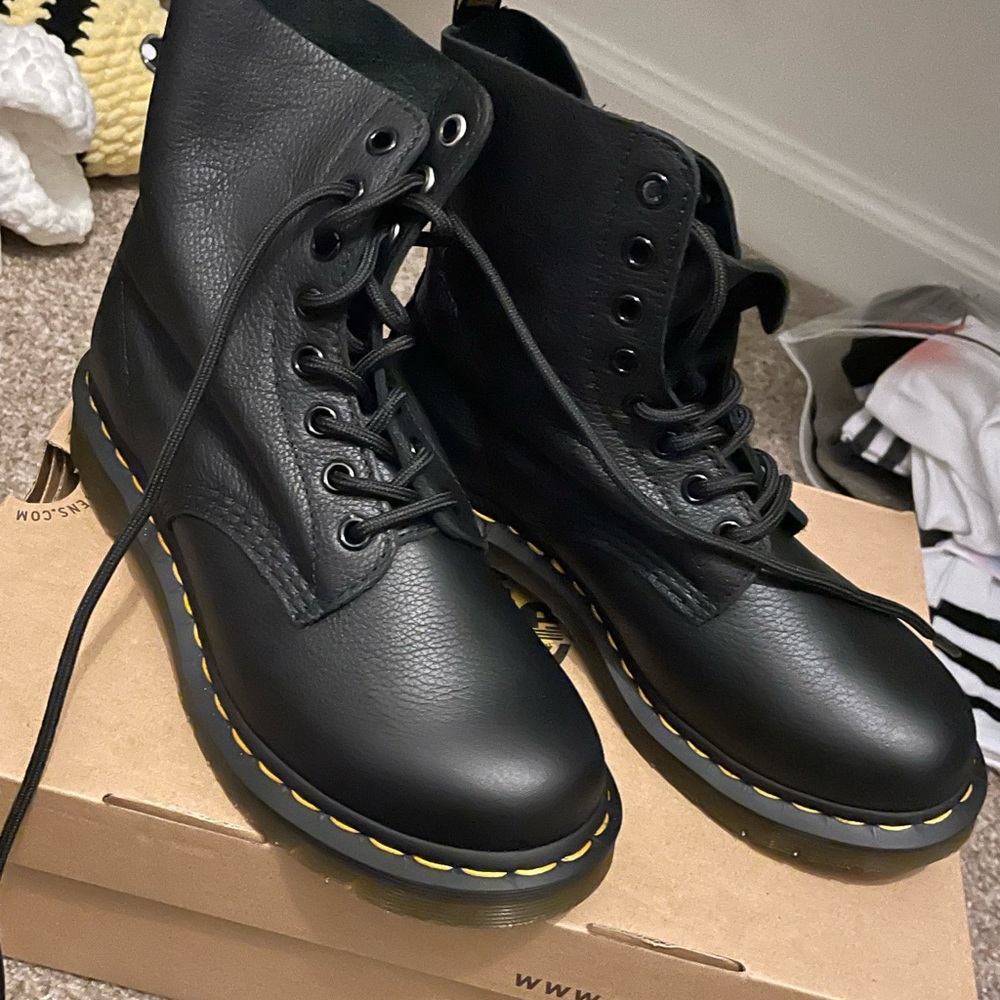 Brand new with box Pascal Dr. marten black leather boots size 6.